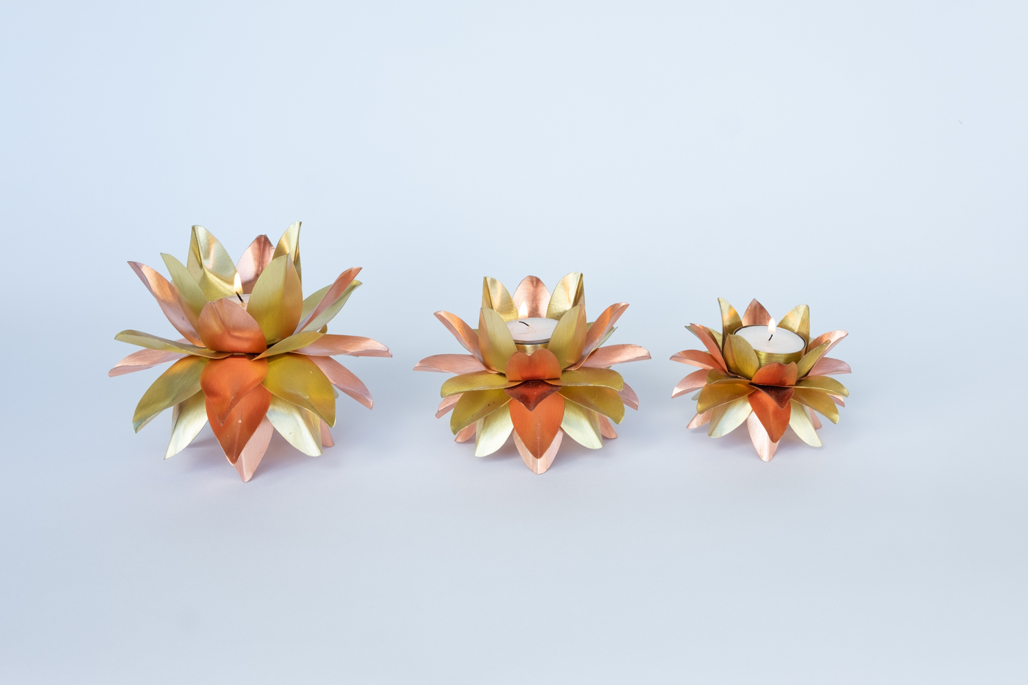 Tealight, Brushed Copper & Brushed Brass, 8 Petals, Small
