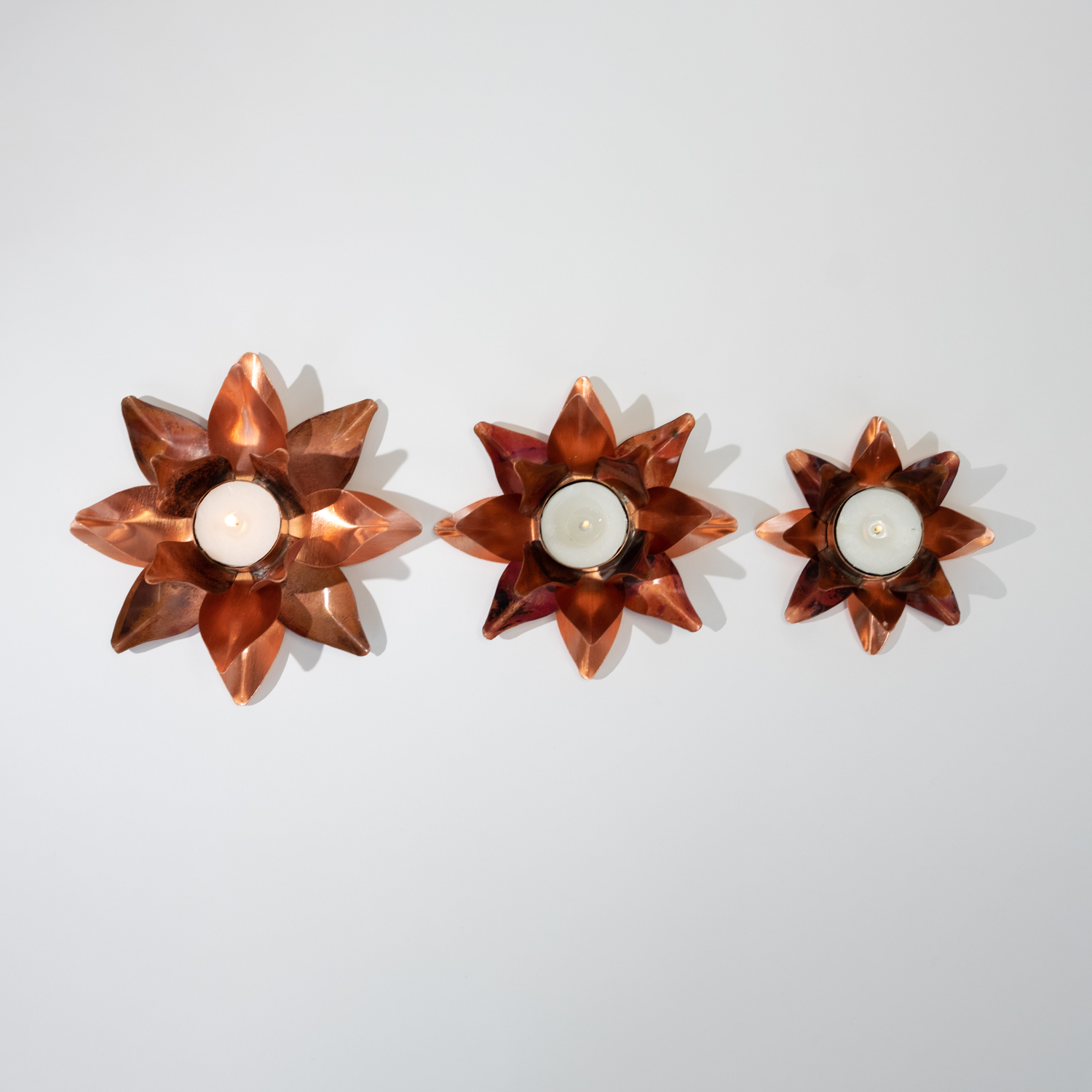 Tealight, Brushed Copper & Natural Copper, 4 Petals, Medium - Image 2