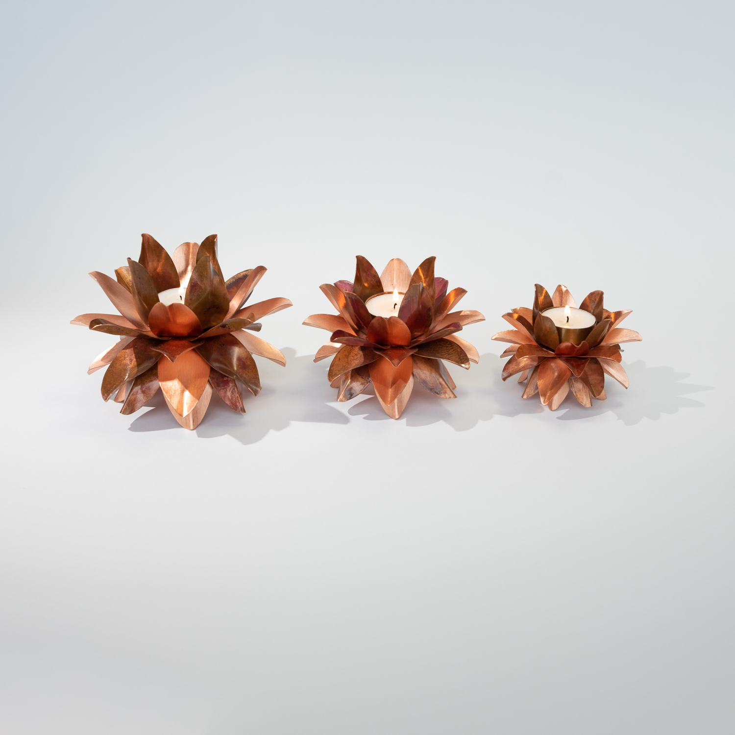 Tealight, Brushed Copper & Natural Copper, 8 Petals, Small - Image 3