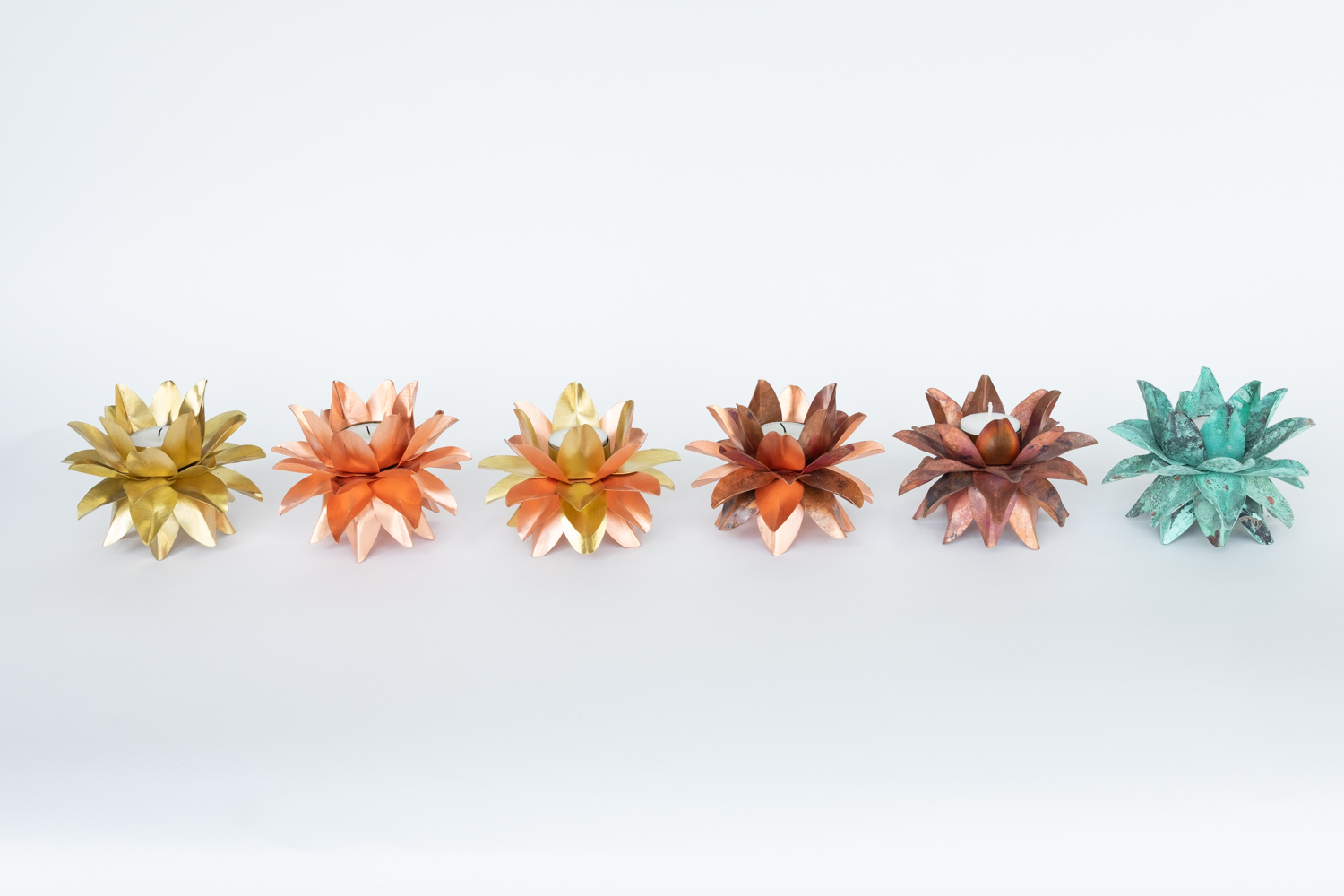Tealight, Brushed Copper & Brushed Brass, 8 Petals, Small - Image 7